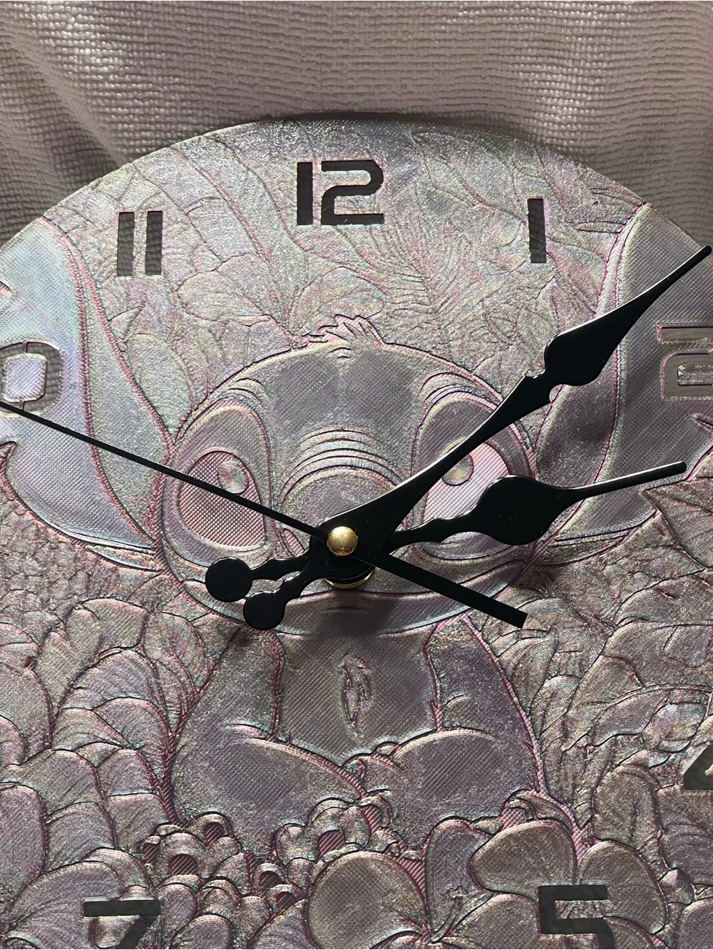 Stitch Embossed Round Wall Clock in Iridescent Lavender 3D print